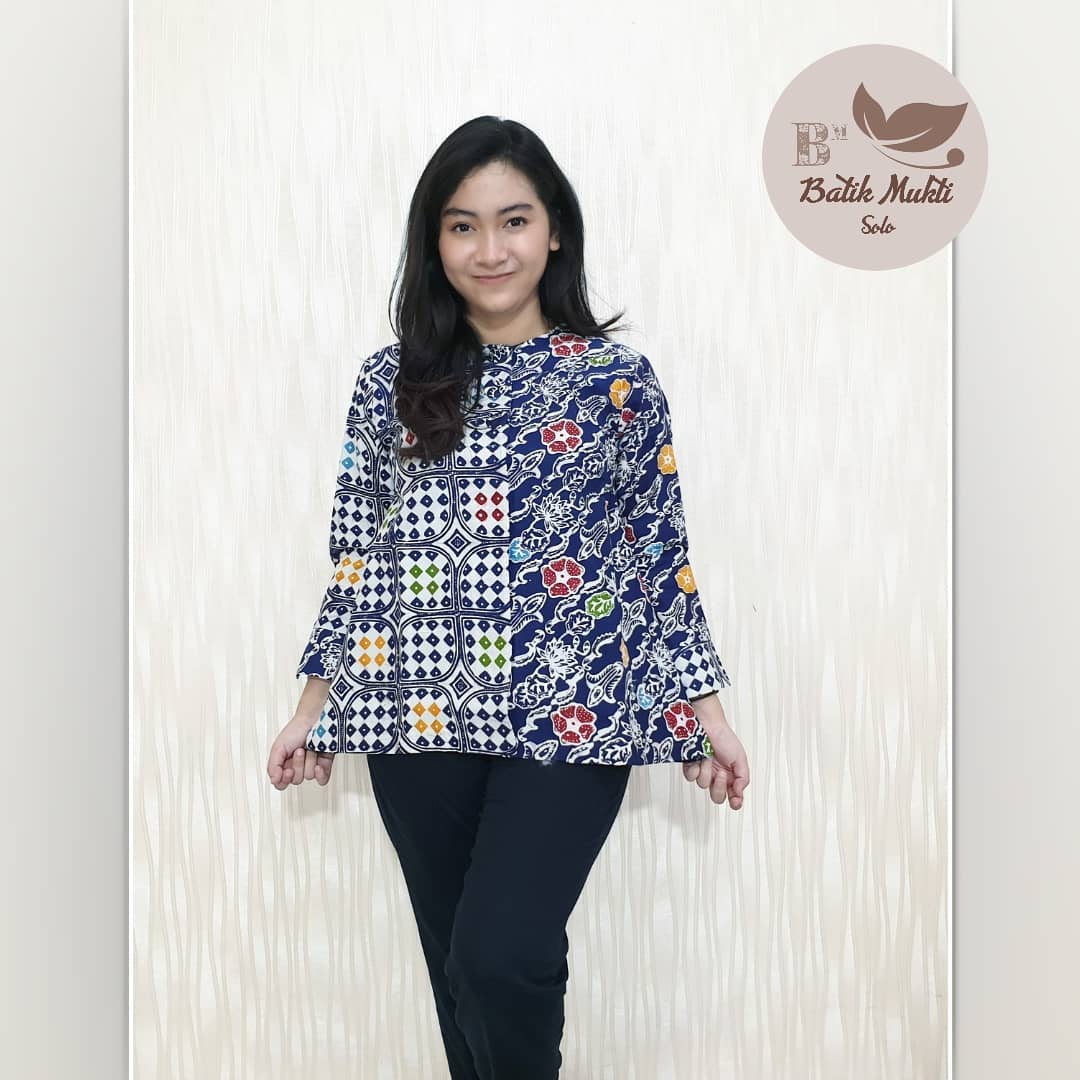 NAVIE BLOUSE POLENG 1 NAVIE BLOUSE POLENG 1