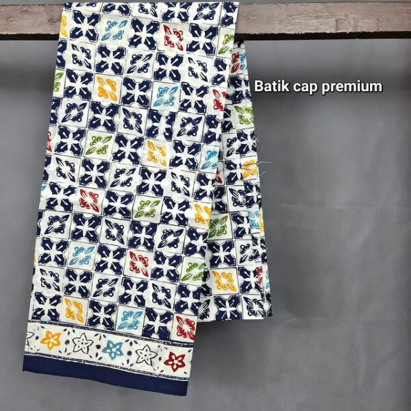 Kain Batik Cap Premium Motif Kawung Kombinasi Hitam 2